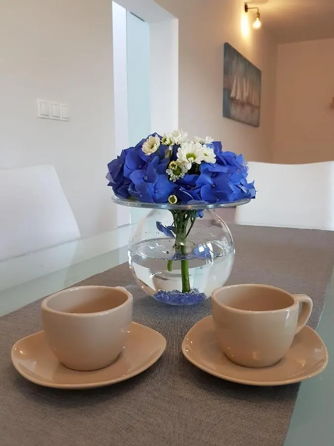 Apartman Marino Kastela 0*,